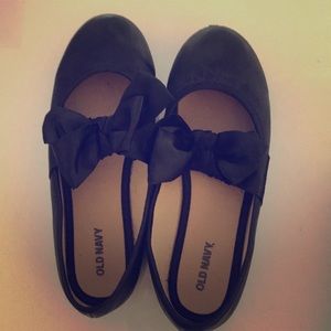 Old Navy girls size 3 dress shoes